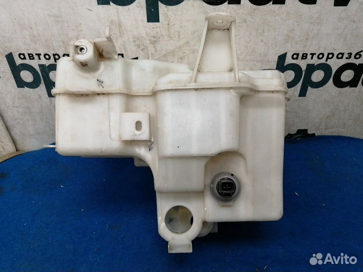 Бачок омывателя 85355-50080 Lexus LS
