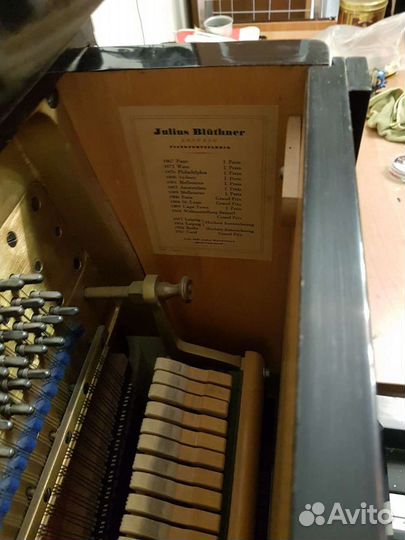 Акустическое пианино Blüthner