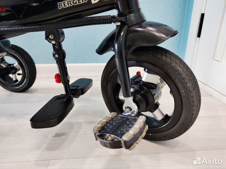 Детский трехколесный велосипед Berger с ручкой