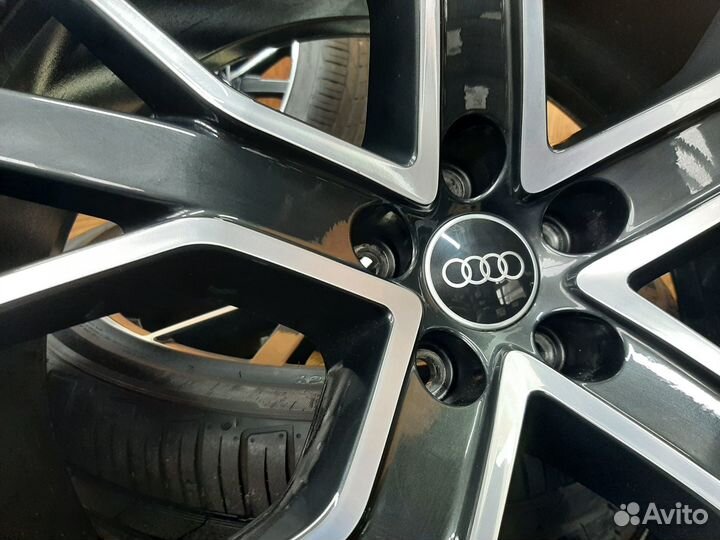 Оригинальные колеса r22 Audi Q7 4M