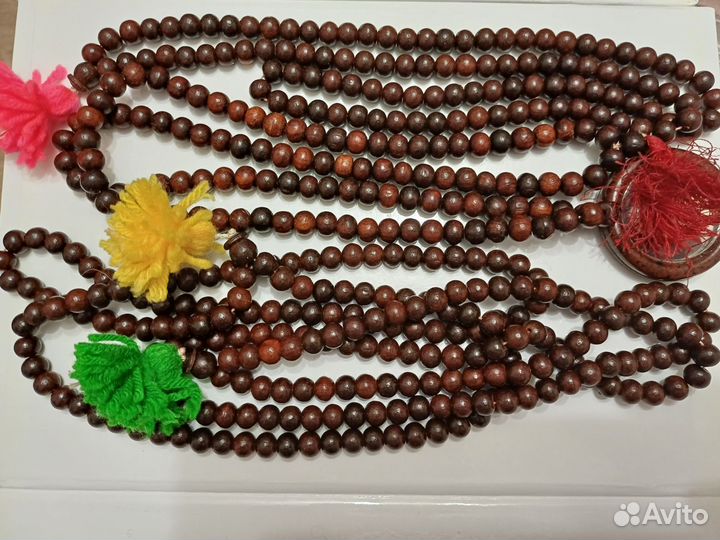 Деревянные украшения