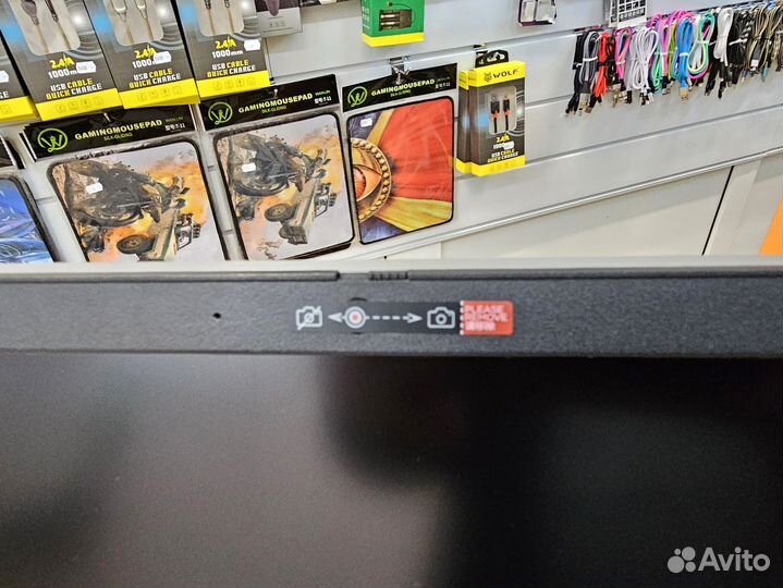 Новый ноутбук Lenovo 15.6 IPS\4 ядра\8+256