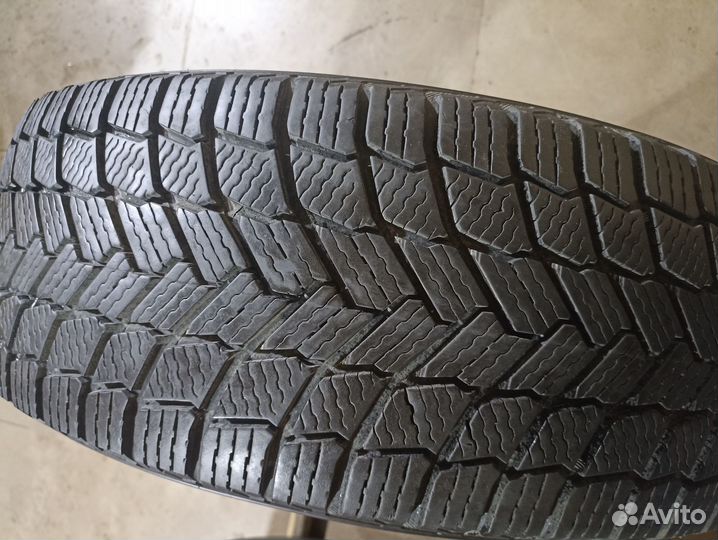 Michelin X-Ice Snow SUV 225/65 R17