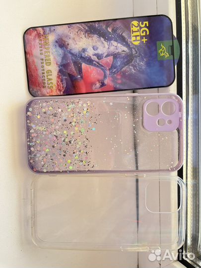 Чехлы и стекло на iPhone 12