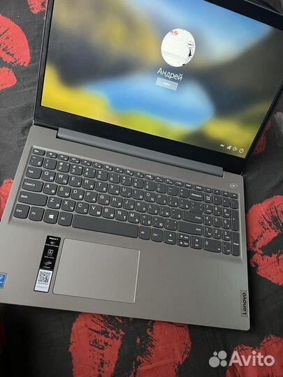 Ноутбук Lenovo