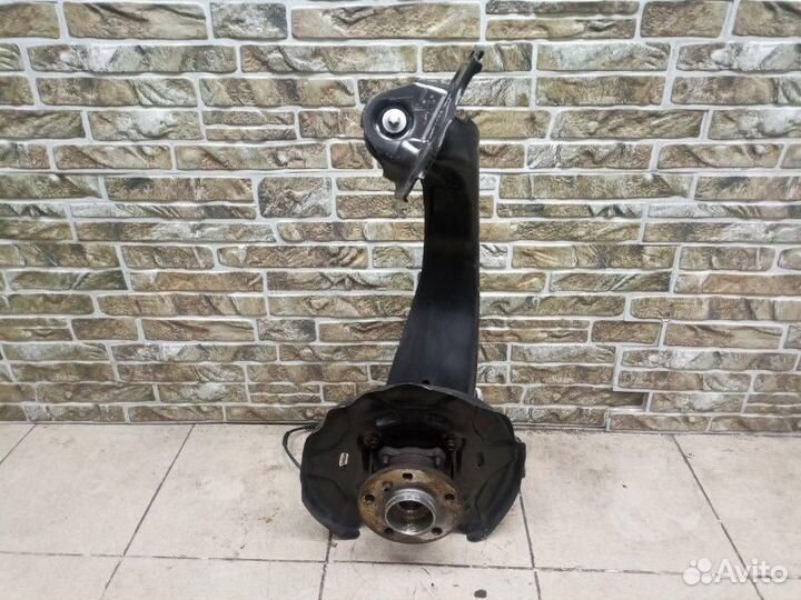 Кулак поворотный задний правый BMW X1