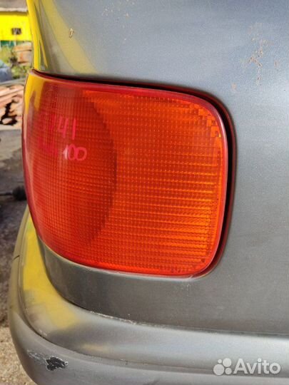 Поворотник задний правый Audi 100 седан 2.5 AAT