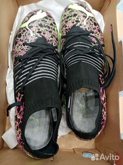 Бутсы профессиональные футбольные