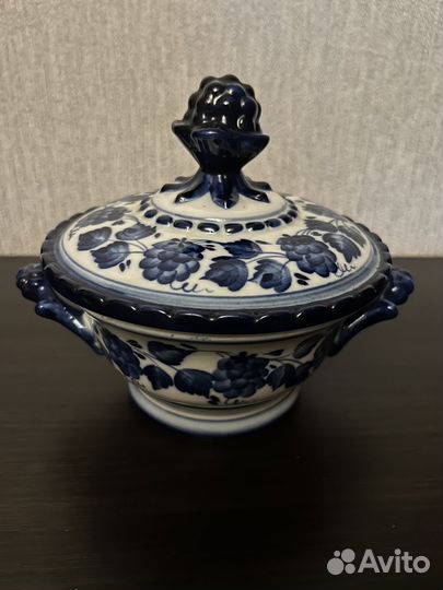 Фарфоровая посуда гжель