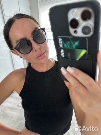 Солнцезащитные очки женские vogue