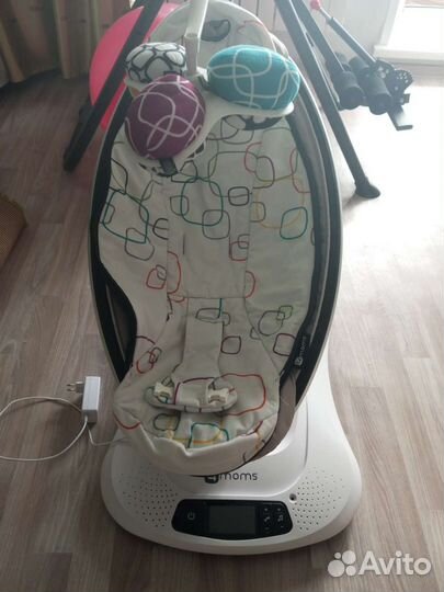 Детские электронные качели 4moms