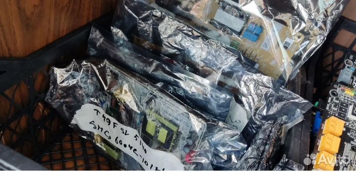 Платы, ноги и прочее от ЖК TV