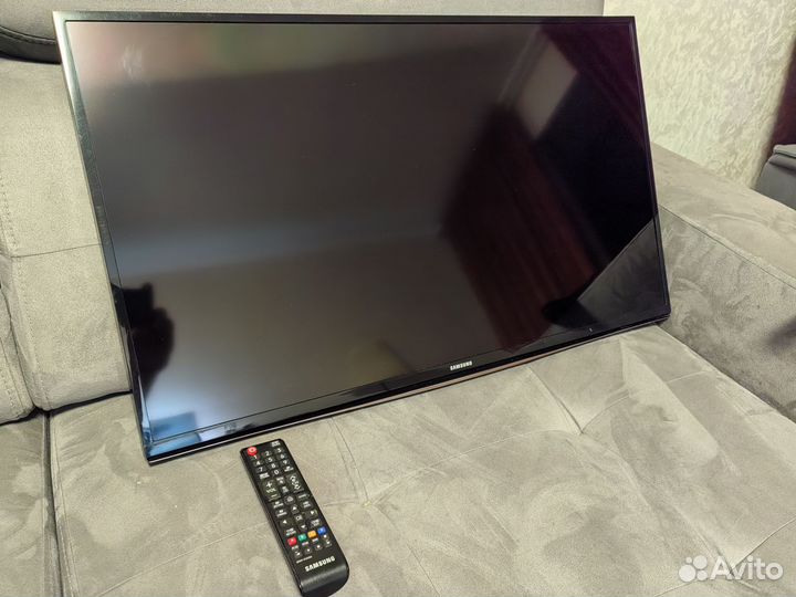 Телевизор 32 со SMART tv