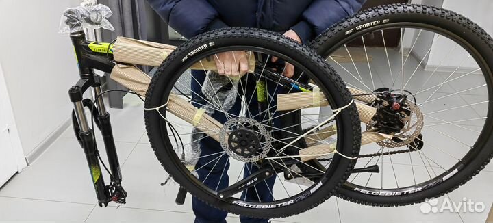 Велосипед горный новый Stinger Element Evo 26