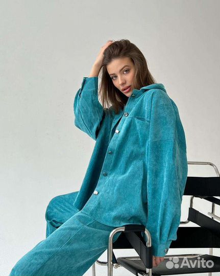 Спортивный костюм женский