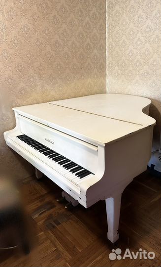 Рояль белый кабинетный