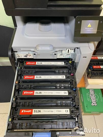 Продам HP Color LaserJet MFP M 476dn