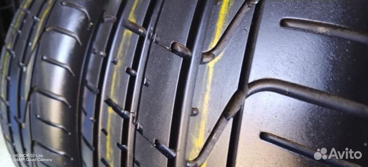 Pirelli P Zero 275/35 R20
