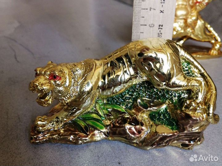 Статуэтка хотей, тигр