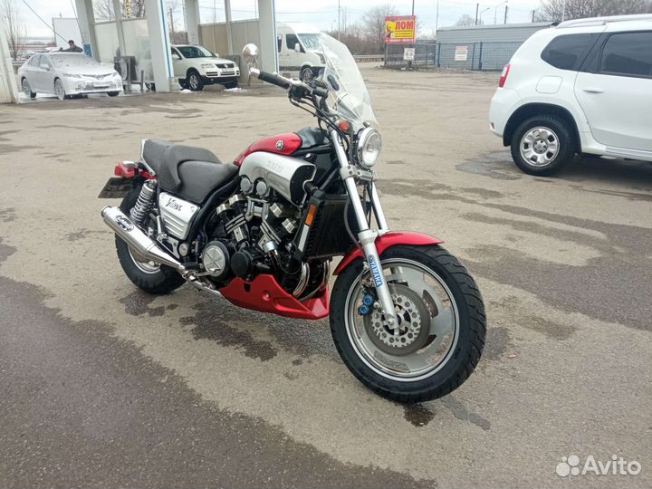 Yamaha v max 1200
