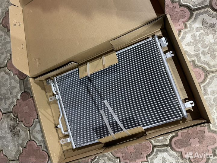 Радиатор кондиционера Audi A4 B6/B7