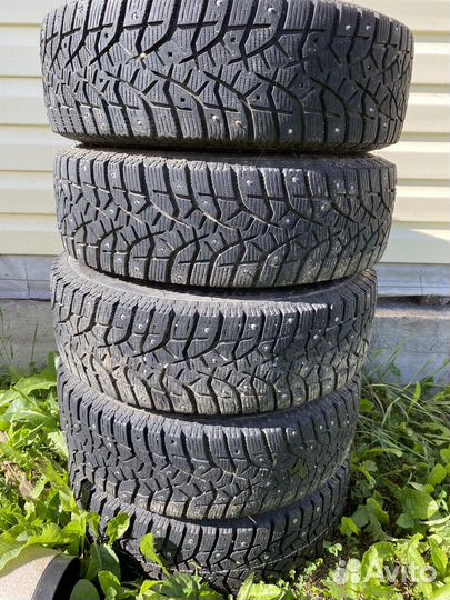 Bridgestone Blizzak Spike-02 175/75 R13 82T