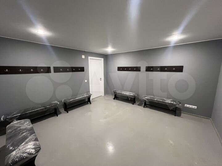 Свободного назначения, 250 м²