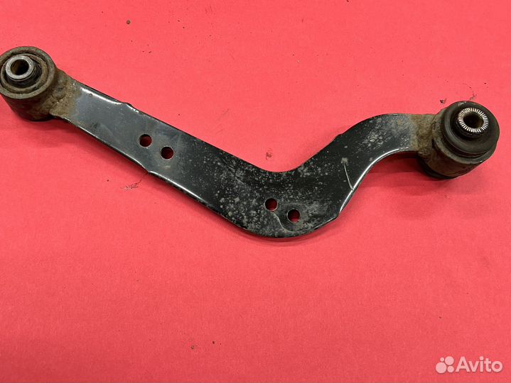 Левый верхний рычаг задний поперечный Lexus NX
