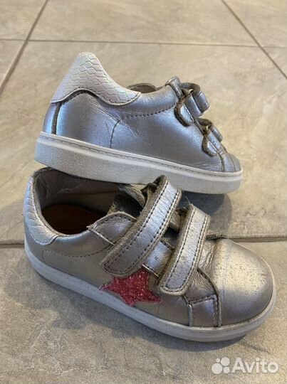 Обувь на девочку