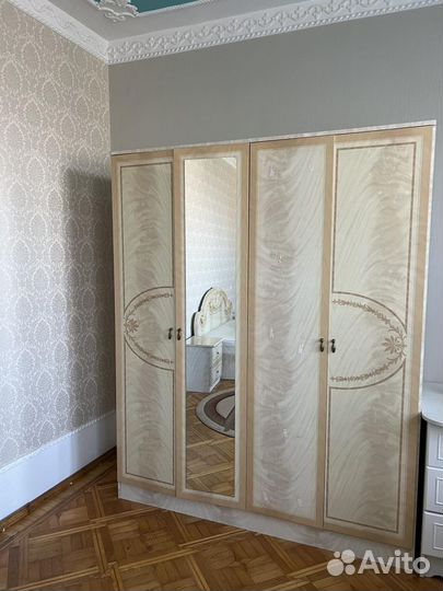 Спальный гарнитур бу
