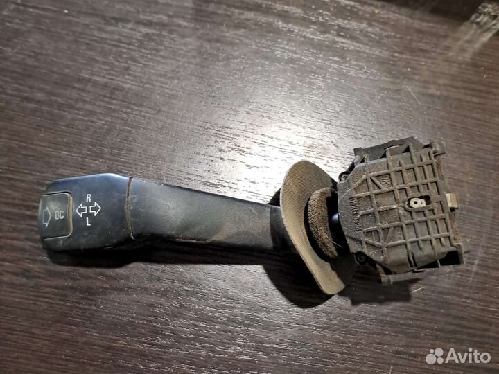 Переключатель подрулевой поворотников BMW E39