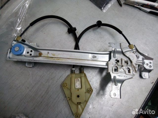 Стеклоподъемник задний левый Renault Megane 3