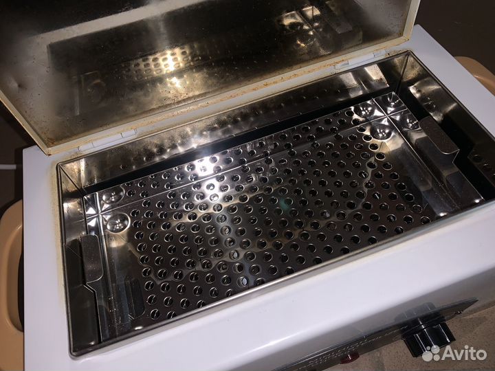 Сухожаровый шкаф стерилизатор