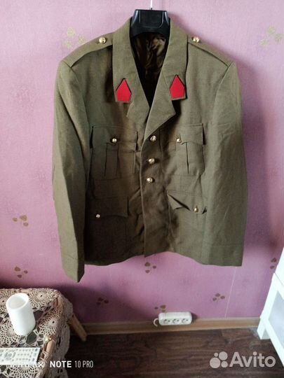 Китель 1970 года выпуска размер 46-48