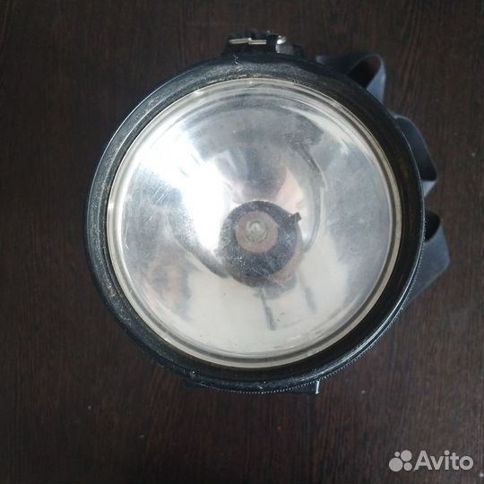 Фонарь аккумуляторный