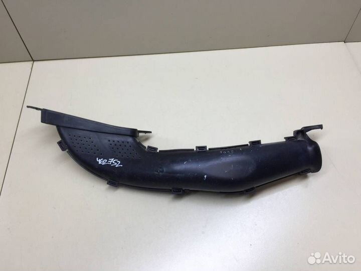 Воздухозаборник наружный Ford Focus 3 2011