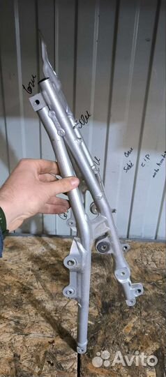 Ktm superduke 990 подрамник