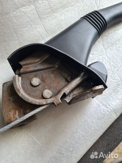 Рычаг стояночного тормоза LADA Largus K4M 2016