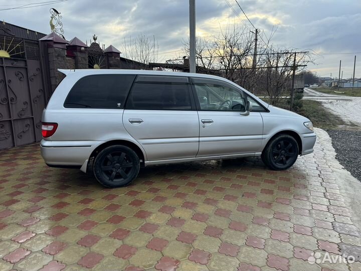 Nissan Presage 2.4 AT, 1999, 267 491 км