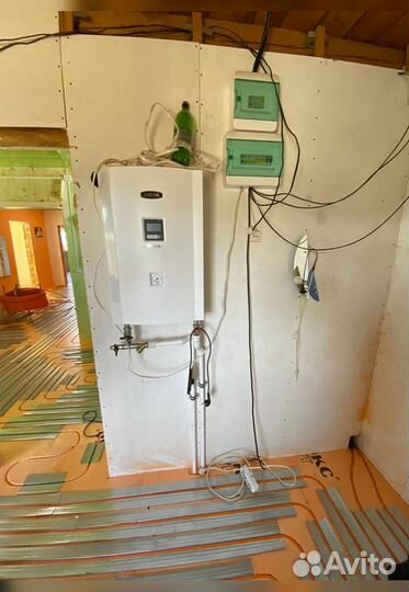 Монтаж теплого пола. Водяной теплый пол