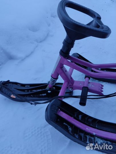 Детский снегокат бу