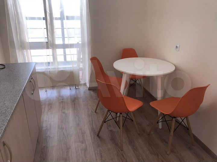 1-к. квартира, 38 м², 8/23 эт.