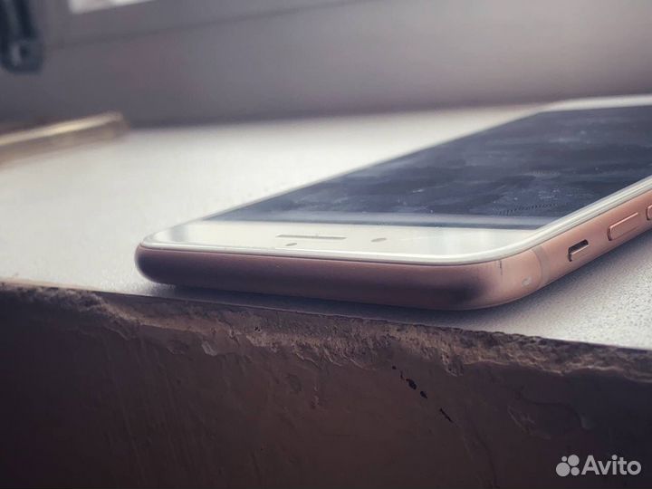 iPhone 8 Plus, 64 ГБ