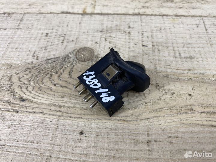 Кнопка регулировки зеркал BMW E30 Е36 E34 E32