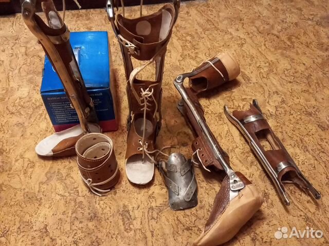 Протез правой ноги