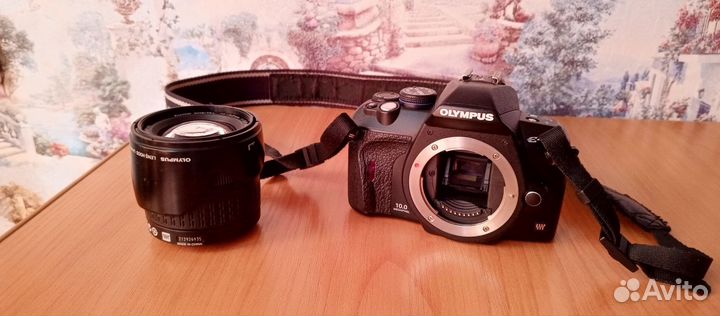 Зеркальный фотоаппарат Olympus e-420