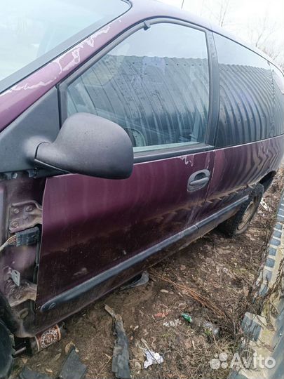 Дверь передняя левая Додж caravan, Вояджер