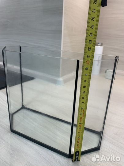 Аквариум для рыбок маленький