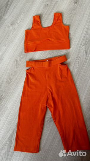 Костюм для йоги и фитнеса