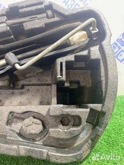 Домкрат Skoda Octavia седан 1.4 BCA 2006